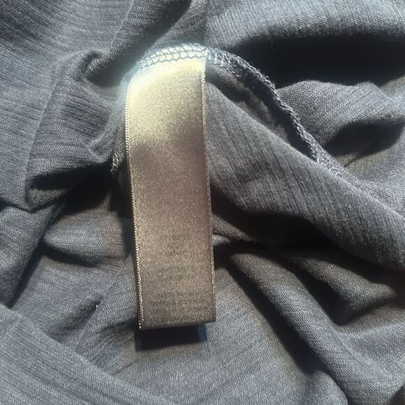 John Varvatos top L (6024A) - Picture 4 of 4